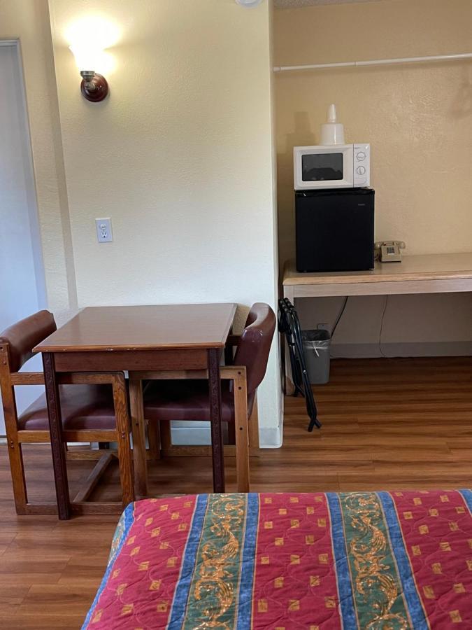 فلورينس Villa West Motel المظهر الخارجي الصورة